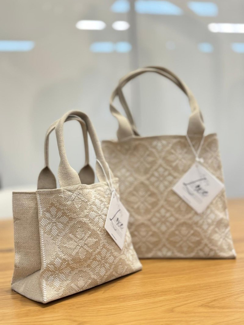 Loxe 香港製造 海棠英針織手挽包 - 手提包/手提袋 - 羊毛 白色