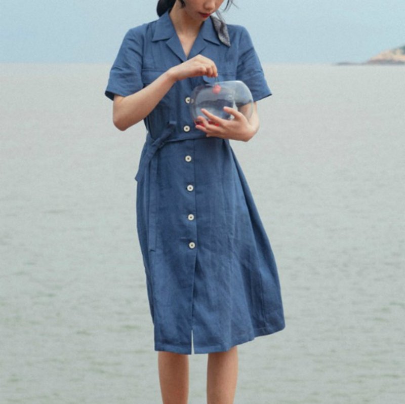 海軍藍色 法式複古亞麻桔梗裙洋裝 水洗褶皺襯衫領過膝系帶連衣裙 - 洋裝/連身裙 - 聚酯纖維 藍色