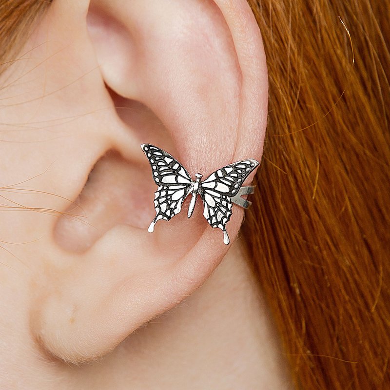 Butterfly ear cuff silver no piercing - ต่างหู - เงินแท้ สีเงิน