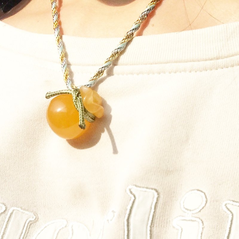 【Lost and find】 natural stone honey wax topaz wallet necklace - สร้อยคอ - เครื่องเพชรพลอย สีเหลือง