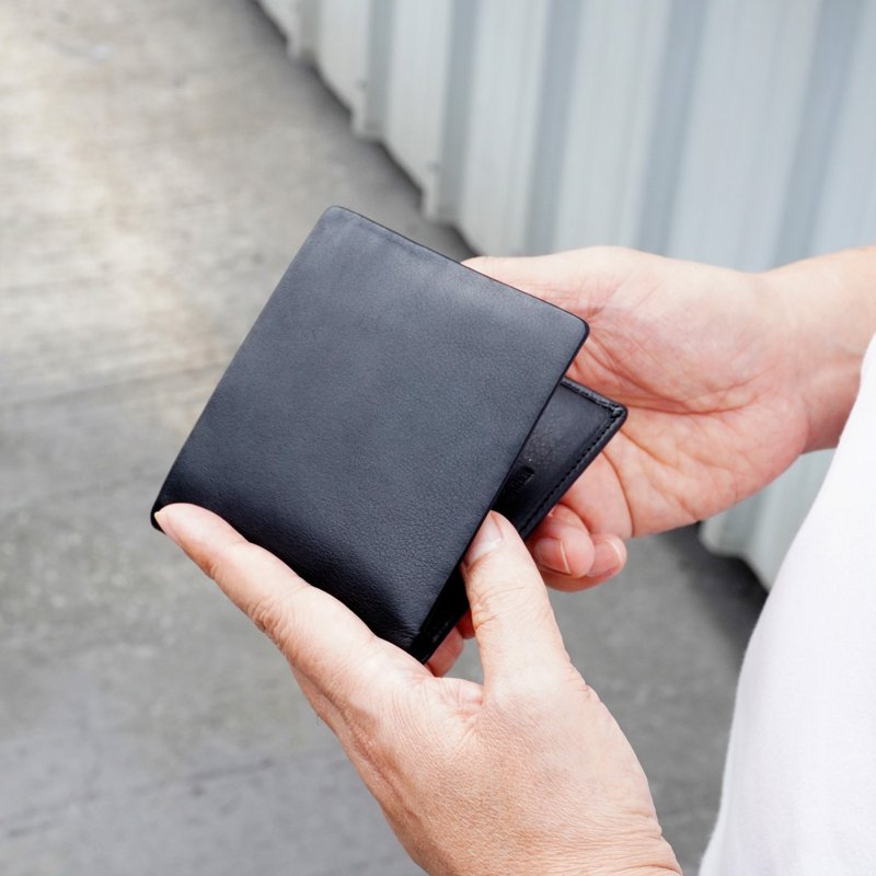 Folio : Leen Slim Wallet - Wallets - Genuine Leather Black