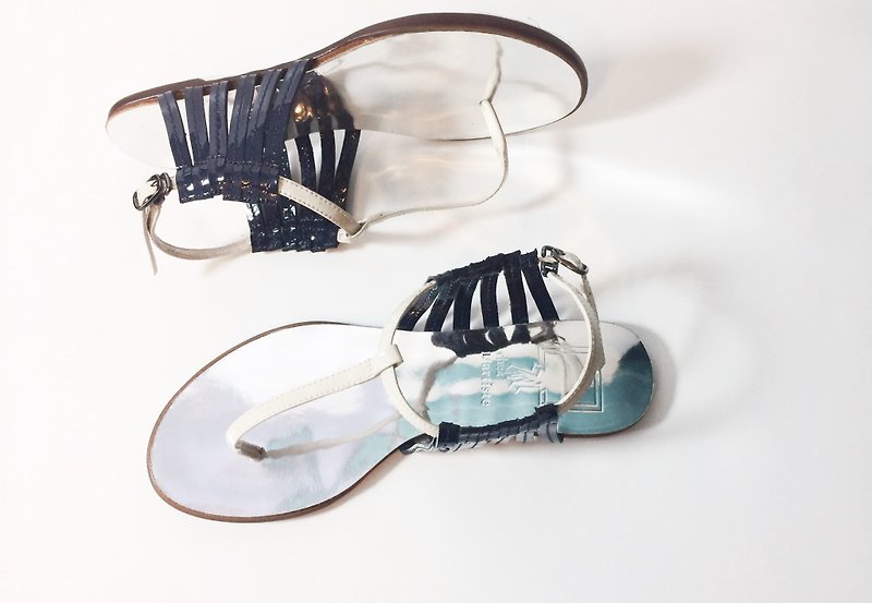 Picture # 8067 || Flip Sandals Clear Mirror Silver Ivory White + Deep Sea Blue || - Sandals - Other Materials White
