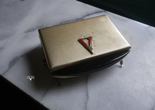 シガレットケース、オルゴール 日産 サニー オルゴール付き シガレットケース - メルカリ