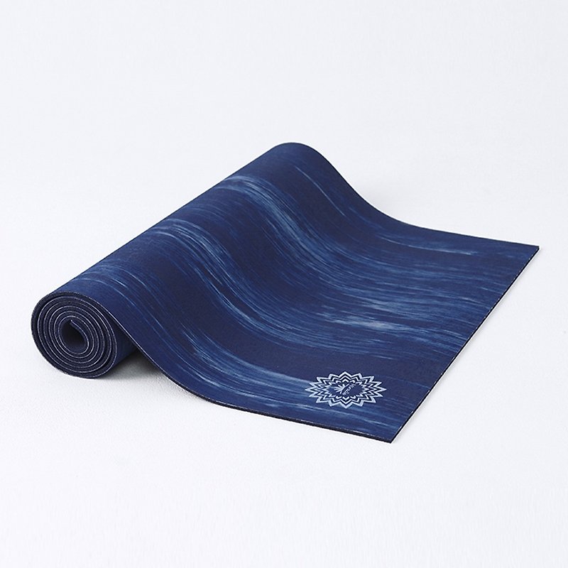 MIRACLE│ Yoga mat luminous blue cloud Noctilucent - Yoga Mats - Rubber 
