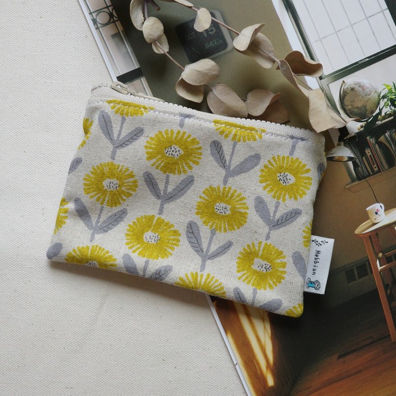 Dandelion primary color yellow flower - coin purse change cloth bag zipper bag | Haibo Handmade - กระเป๋าใส่เหรียญ - ผ้าฝ้าย/ผ้าลินิน 