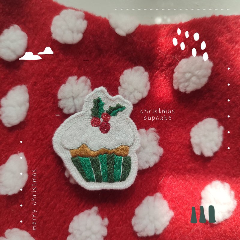 Brooch | Christmas Cupcake Brooch - Brooches - Cotton & Hemp Multicolor