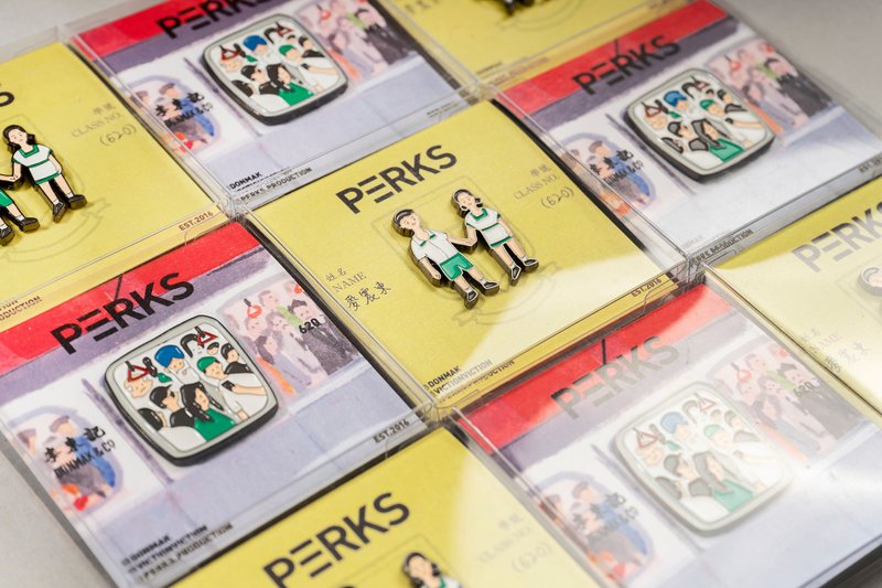香港定格 週邊產品 — 襟章 (學生版 / 港鐵版) - 徽章/別針 - 其他金屬 