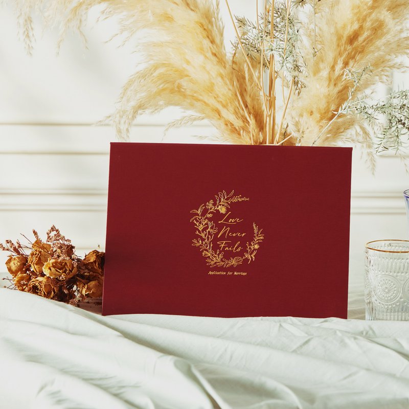 邂逅－緋紅精裝結婚書約夾+異性燙金書約(一式三份 - 結婚書約 - 紙 紅色