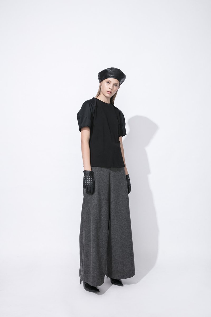 PH Balloon sleeves top - Women's Tops - Cotton & Hemp Black