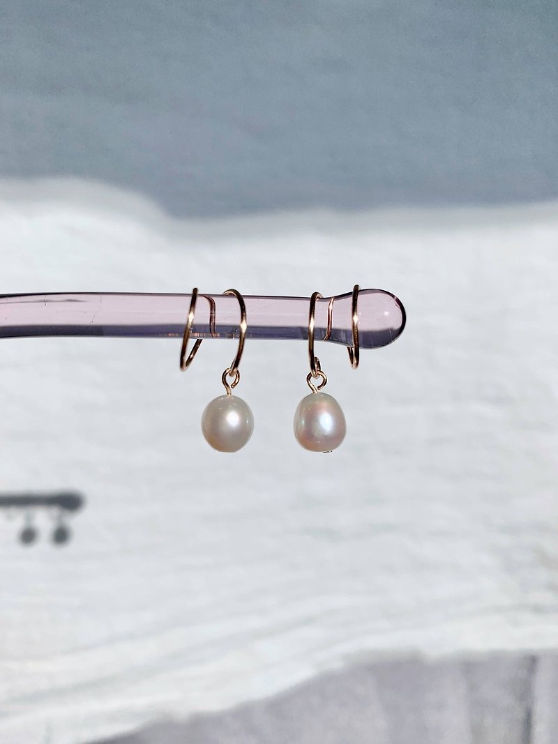 Pearl Earrings & Clip-ons White - Aquata Spiral Hoop Dangle Pearl Earrings - 14KGF