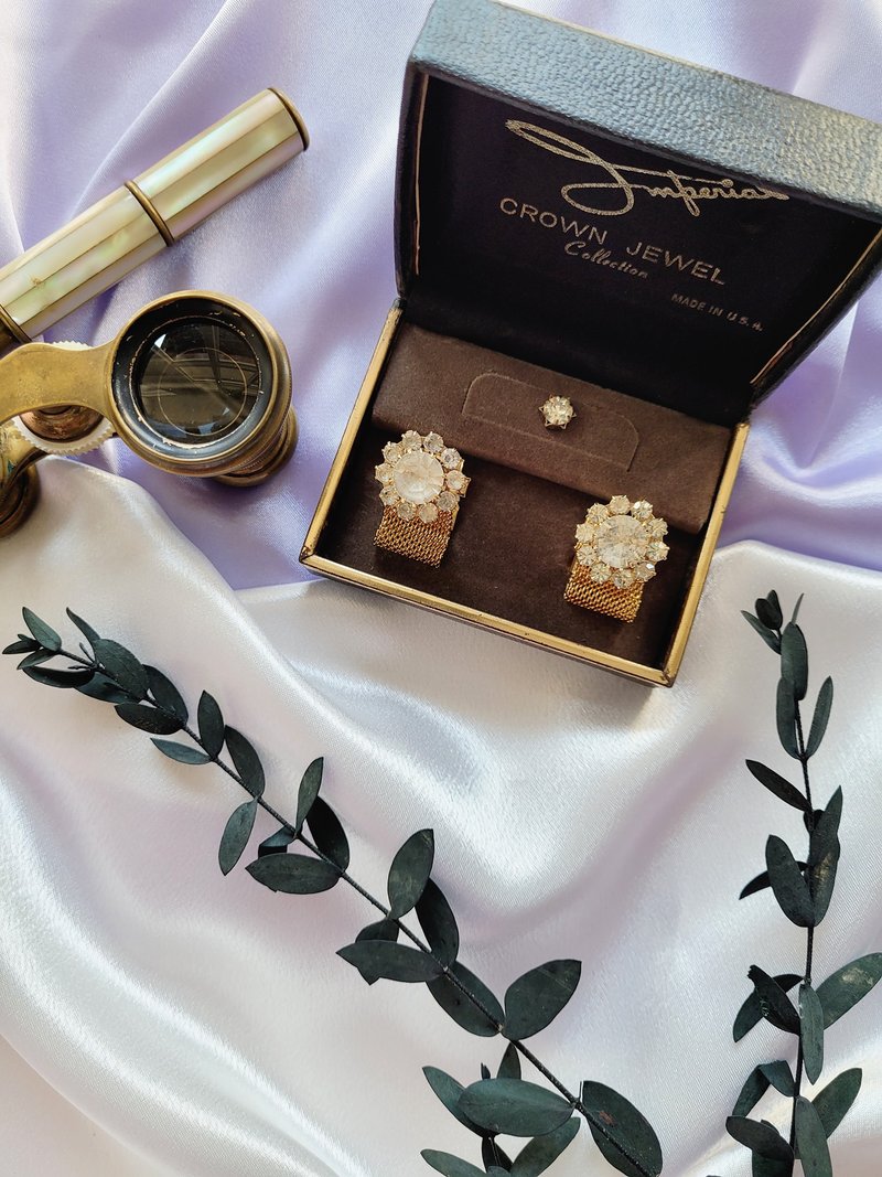 美國西洋古董飾品 / 金色萊茵環繞式袖扣/領帶扣/套組Cufflinks - 袖扣 - 其他金屬 