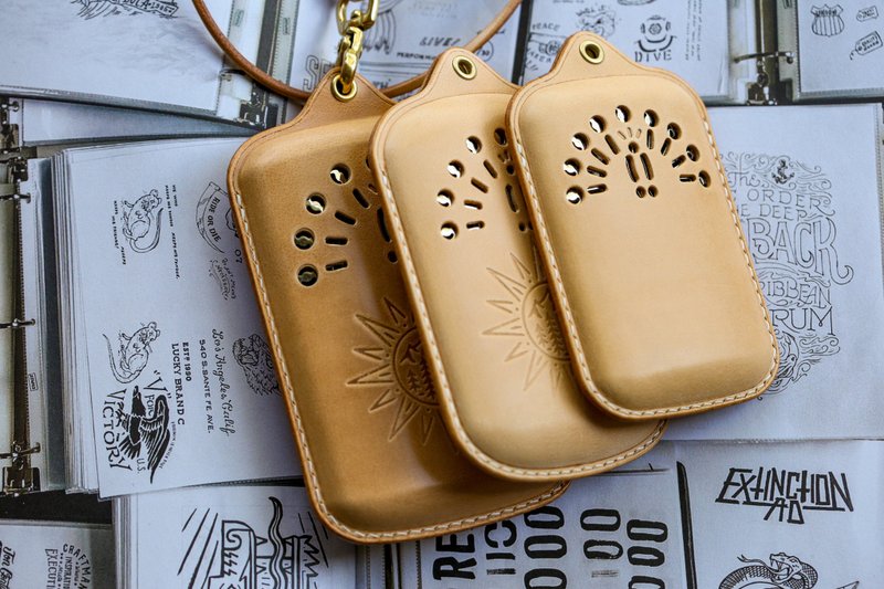 Lucky five suitable for zippo peacock pocket stove leather case hand warmer leather bag hanging neck style simple retro - ชุดเดินป่า - หนังแท้ 