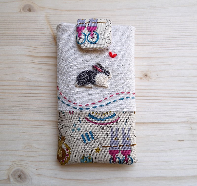 兔子刺繡手機袋(M) 適合5吋手機 - 其他 - 棉．麻 