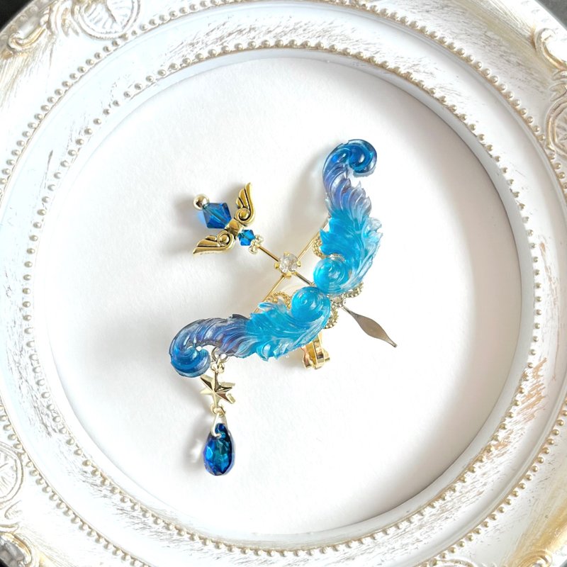 Bow and arrow ear cuff [Starry Night] - Earrings & Clip-ons - Resin Blue