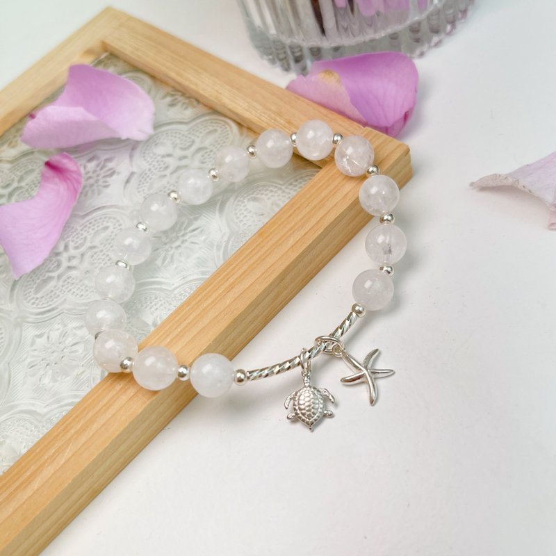 Design model-little turtle starfish white ghost bracelet - สร้อยข้อมือ - คริสตัล 