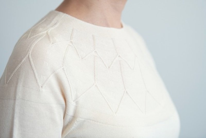 Organic Cotton 織柄ニットプルオーバー【無縫製】 - 女上衣/長袖上衣 - 其他材質 
