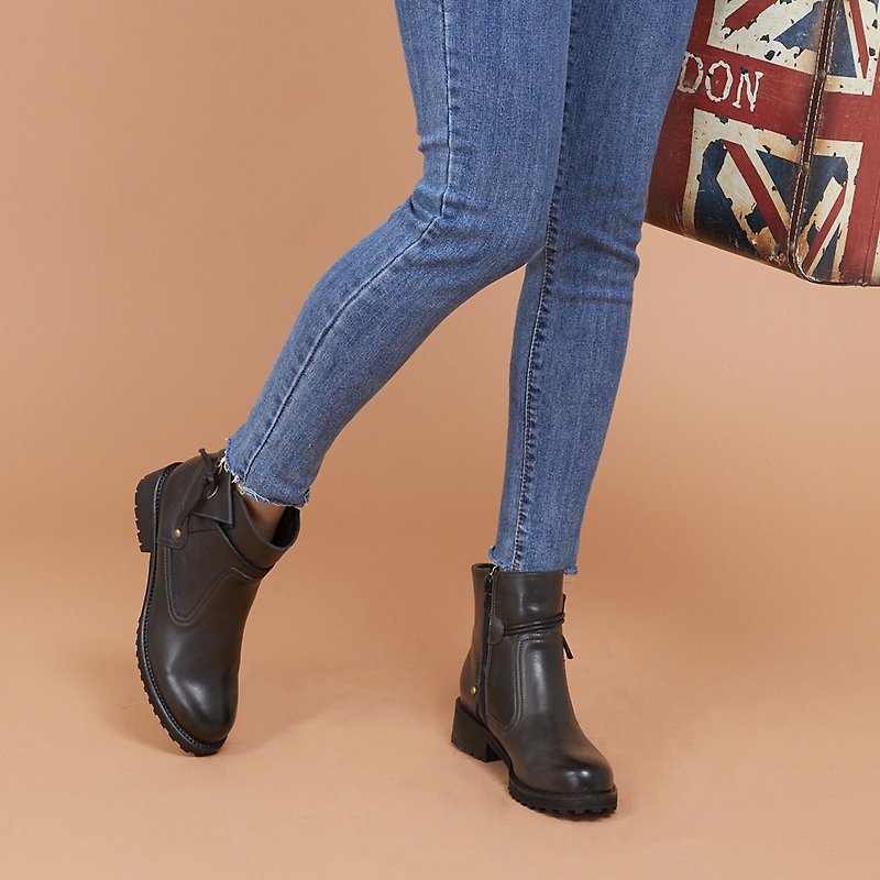 [small lapel flight] rubbed the first layer of leather side zipper slim boots... 夜夜黑灰 (余23.5号) - รองเท้าบูทสั้นผู้หญิง - หนังแท้ สีดำ