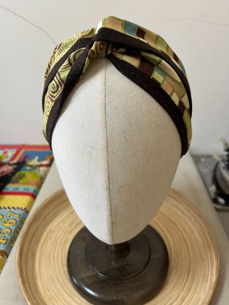 Cocoa matcha/two-color twist headband/Japanese printed fabric - ที่คาดผม - ผ้าฝ้าย/ผ้าลินิน สีเขียว