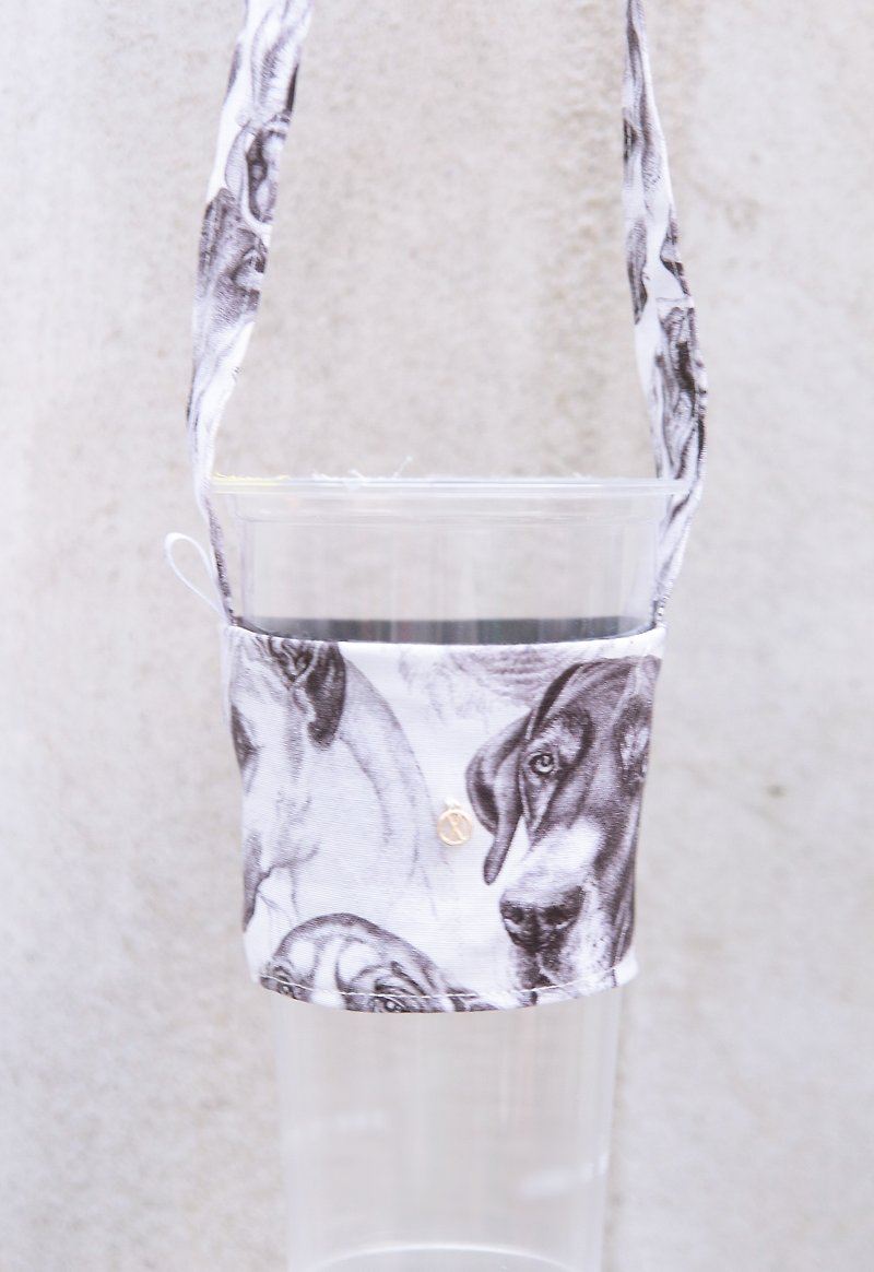 Dog black and white environmental protection bag, handmade beverage bag, custom-made English tag for you - Beverage Holders & Bags - Cotton & Hemp White