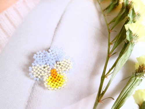 Heart Bouquet 1輪売りパンジーのブローチA 繊細 レース ビオラ 菫 すみれ 三色菫 三色すみれ 紫 パープル バイオレット 黃 イエロー かわいい