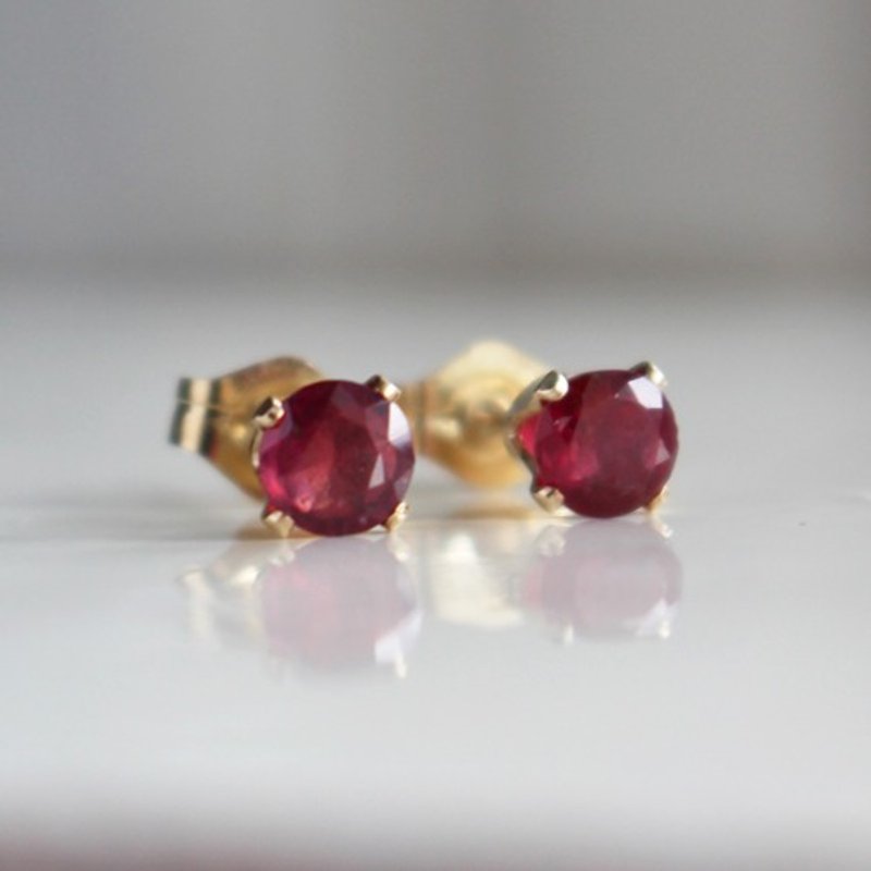 Pinkoi Proxy Purchase -  ✨July birthstone✨ Ruby <4mm> stud earrings (K14GF) - Earrings & Clip-ons - Gemstone 