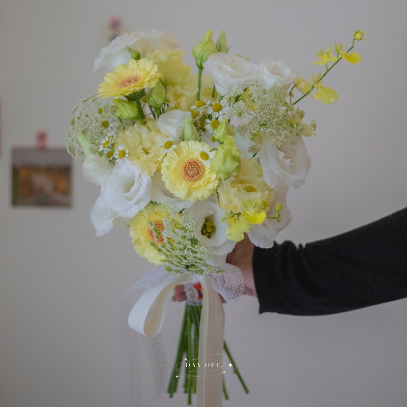 DAY OFF Flower Bouquet Wedding Bouquet Bridal Bouquet Sunflower Flower Bouquet Photo Bouquet - Dried Flowers & Bouquets - Plants & Flowers 