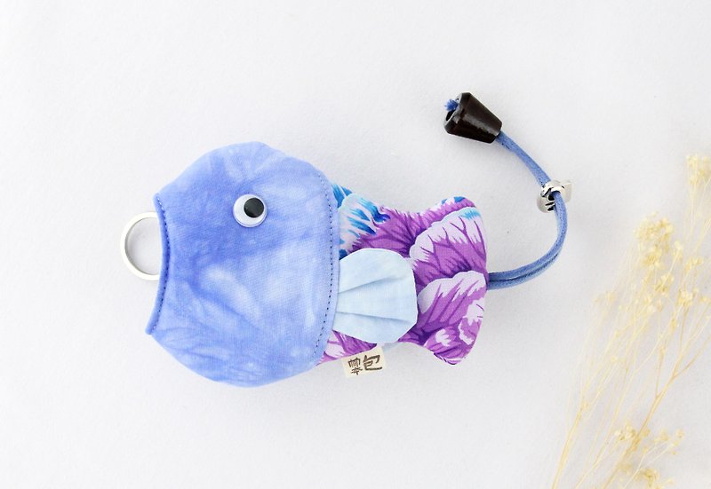 Bamboo bag key storage bag fish pendant hand-sewn blue and purple Japanese large pattern - ที่ห้อยกุญแจ - ผ้าฝ้าย/ผ้าลินิน สีน้ำเงิน