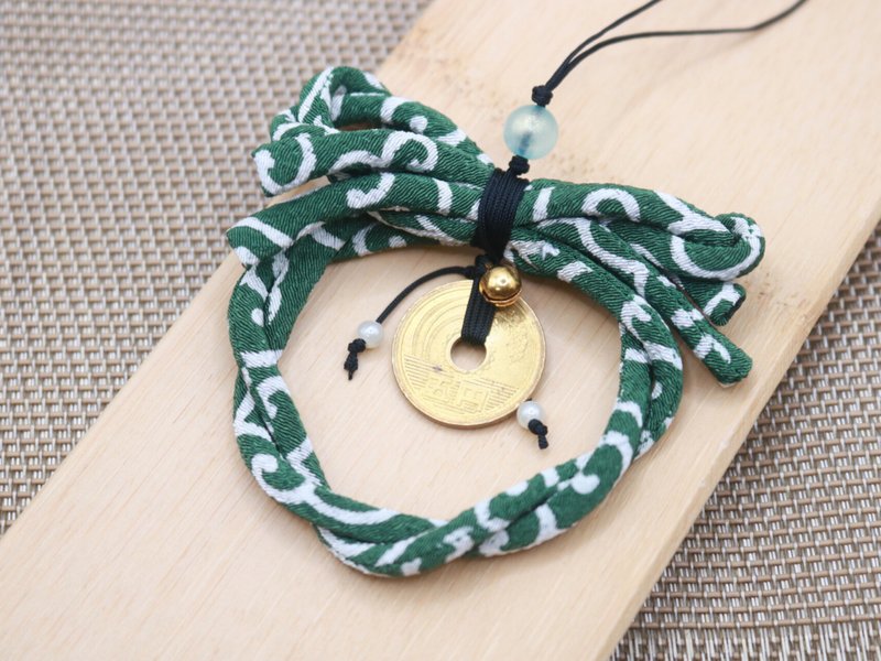 【Made in Japan】5 Yen Coin Charm with Chirimen Ribbon Handmade Lucky Accessory - Keychains - Cotton & Hemp Green