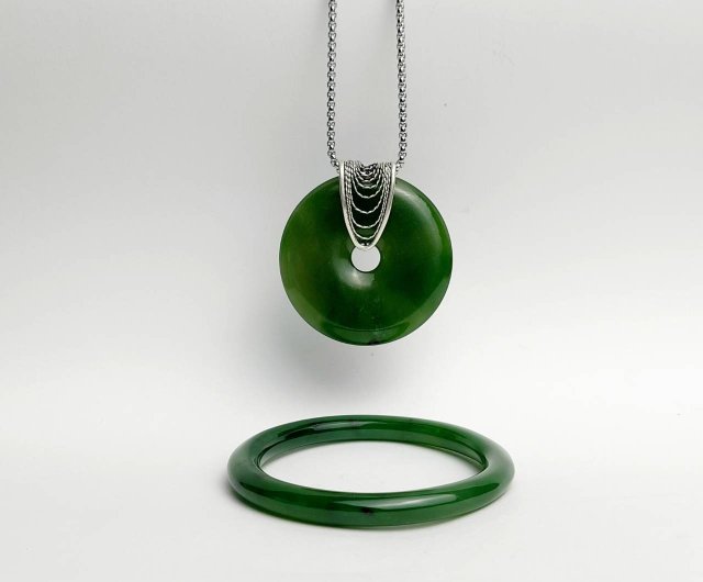 翡翠鑑定【ジェイドガーディアン】台湾産翡翠ブレスレット×ピース