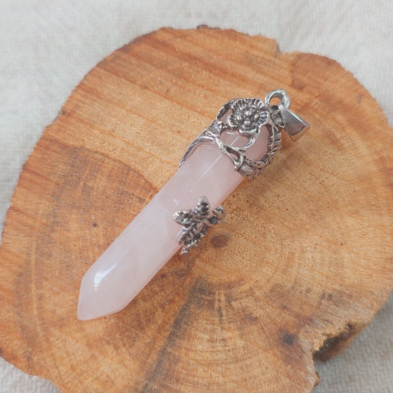 Direct delivery from UK - Rose quartz sterling silver pendant - Necklaces - Other Metals Pink