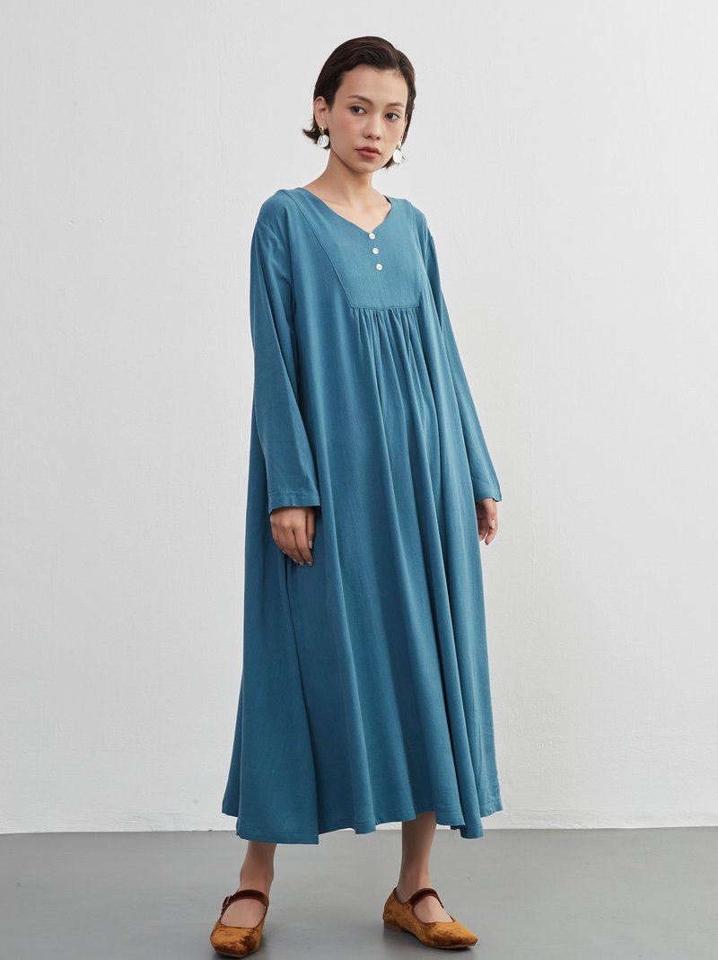 足さばきが良い・ギャザーロング丈・リネンMIX・飾りボタン・長袖ワンピース - ワンピース - コットン・麻 