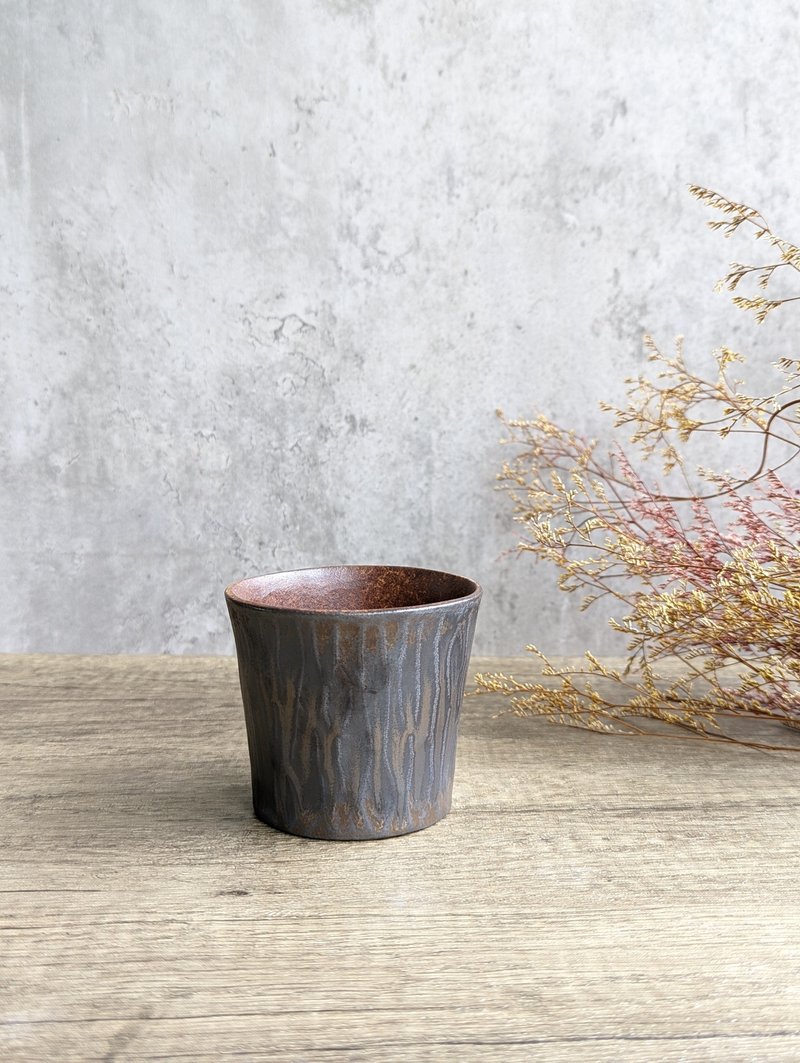 桑 | 山紋 黑釉 陶杯 - 茶壺/茶杯/茶具 - 陶 