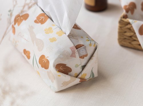 Autumn Poem-Hanging Toilet Paper Cover】Hanging Detachable / Car / Camping -  Shop softliving Tissue Boxes - Pinkoi