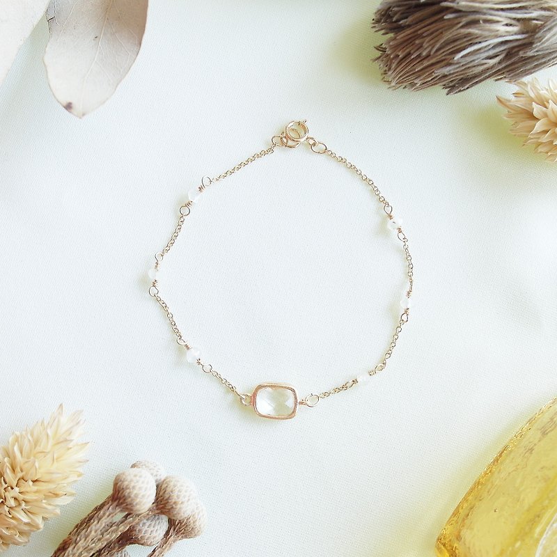 Little natural stone series - Moonstone Moonstone14K gold bracelet - Bracelets - Gemstone White