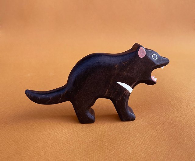 木製のタスマニアデビルのおもちゃ オーストラリアの動物 タスマニアデビルの置物 ショップ Forest Melody 知育玩具 ぬいぐるみ Pinkoi
