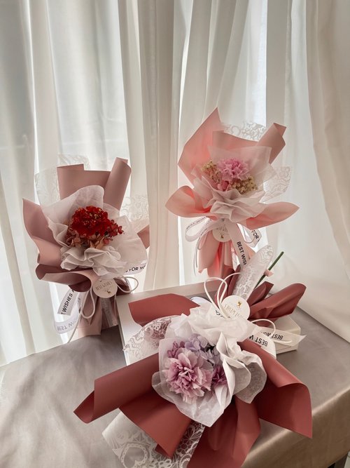 小鹿花巷 母親節永生花束 單支花禮 康乃馨