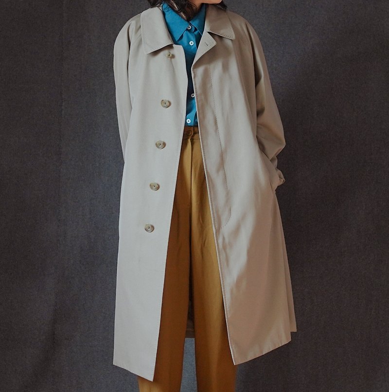 DAKS twill Khaki trench coat winter wear vintage Mother's Day - เสื้อแจ็คเก็ต - ไฟเบอร์อื่นๆ สีกากี