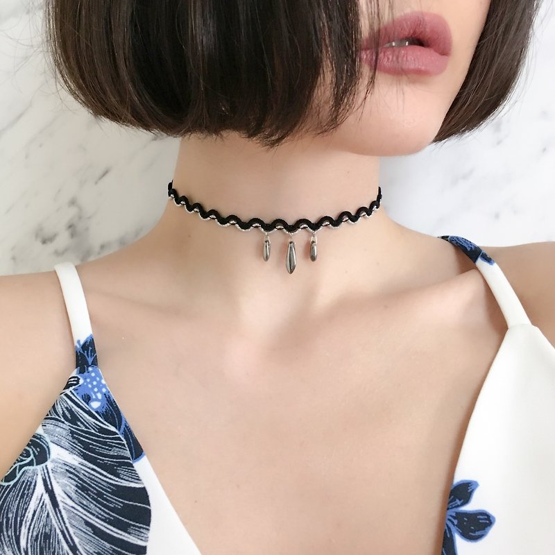 Silver Iron Heart Fringe Choker SV038S - Chokers - Other Metals Silver