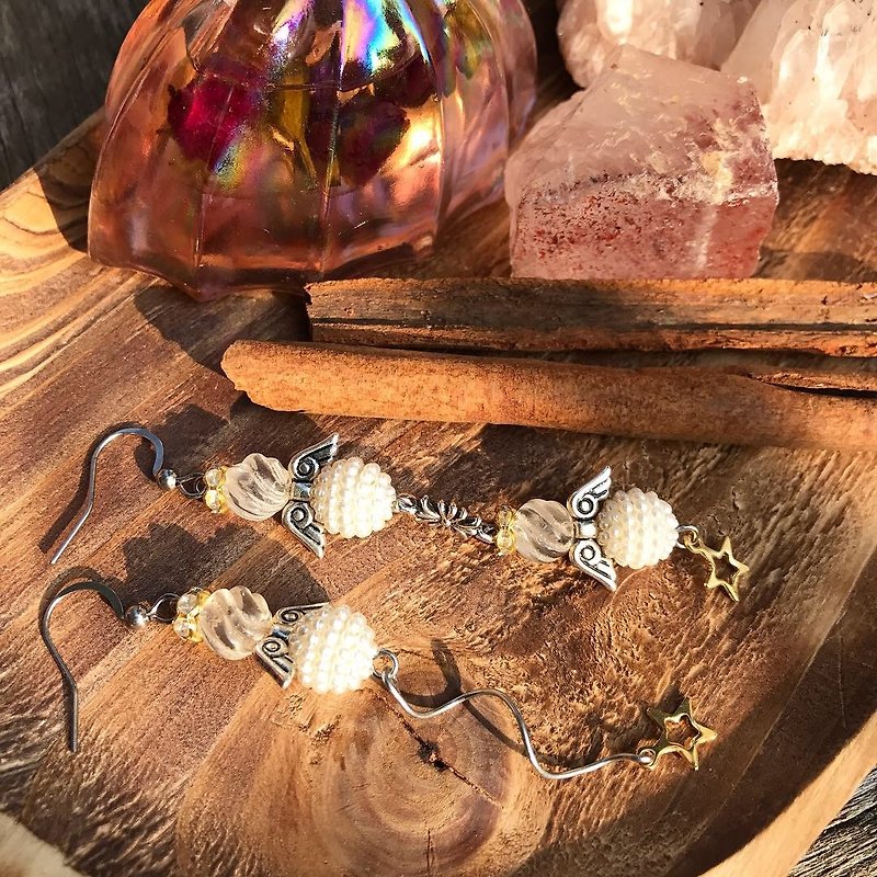 【Lost And Find】Natural  quartz crystal earring - ต่างหู - เครื่องเพชรพลอย ขาว