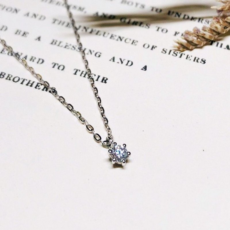 【Moriarty Jewelry】Classic Six-Claw-Small Diamond-14K White Gold Single Diamond Necklace - สร้อยคอ - เพชร 