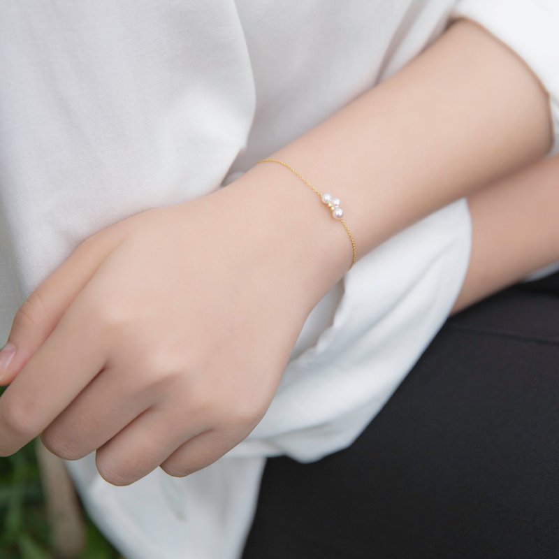 Daydream-Pearl and diamond bracelet (adjustable) - สร้อยข้อมือ - เครื่องประดับ 