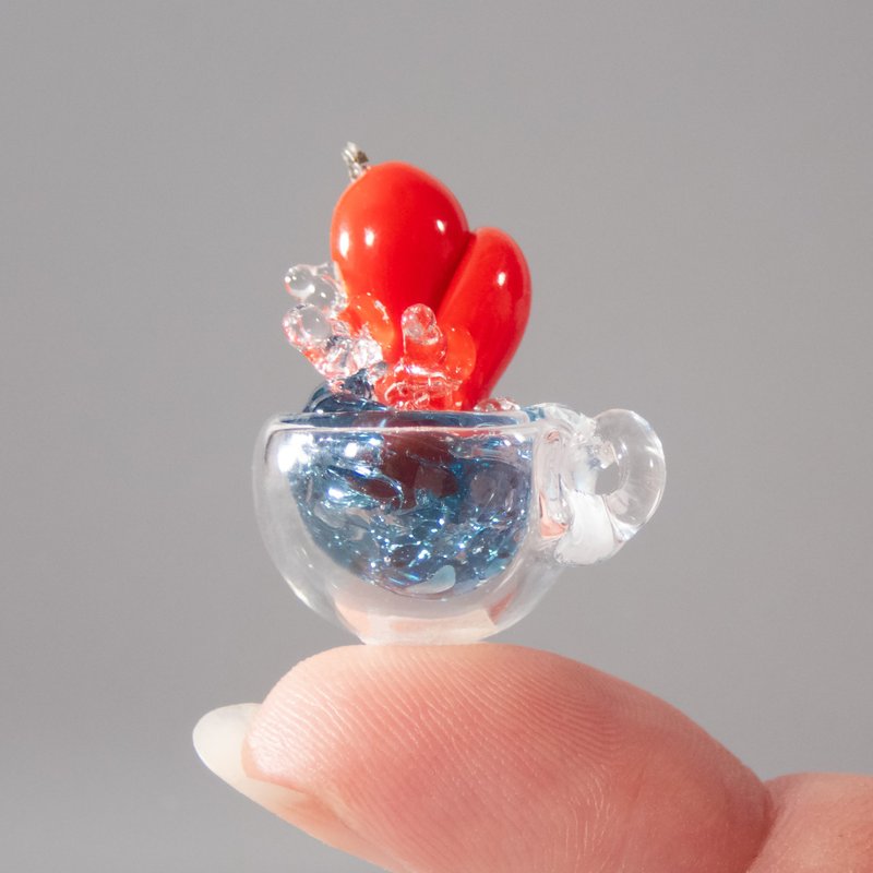 Fisherman Aesthetic Necklace The Heart in a Small Cup with Ocean Wave - 項鍊 - 玻璃 藍色