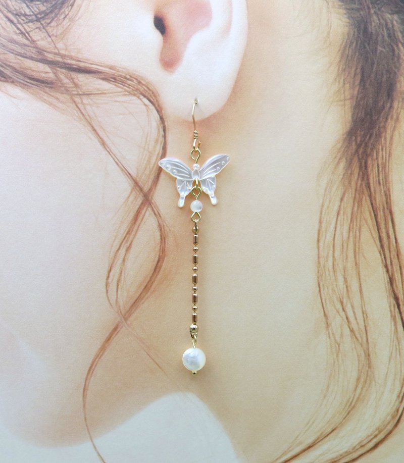 Lemon handmade hair accessories Butterfly (long) earrings / American 14K gold-co - ต่างหู - เปลือกหอย ขาว