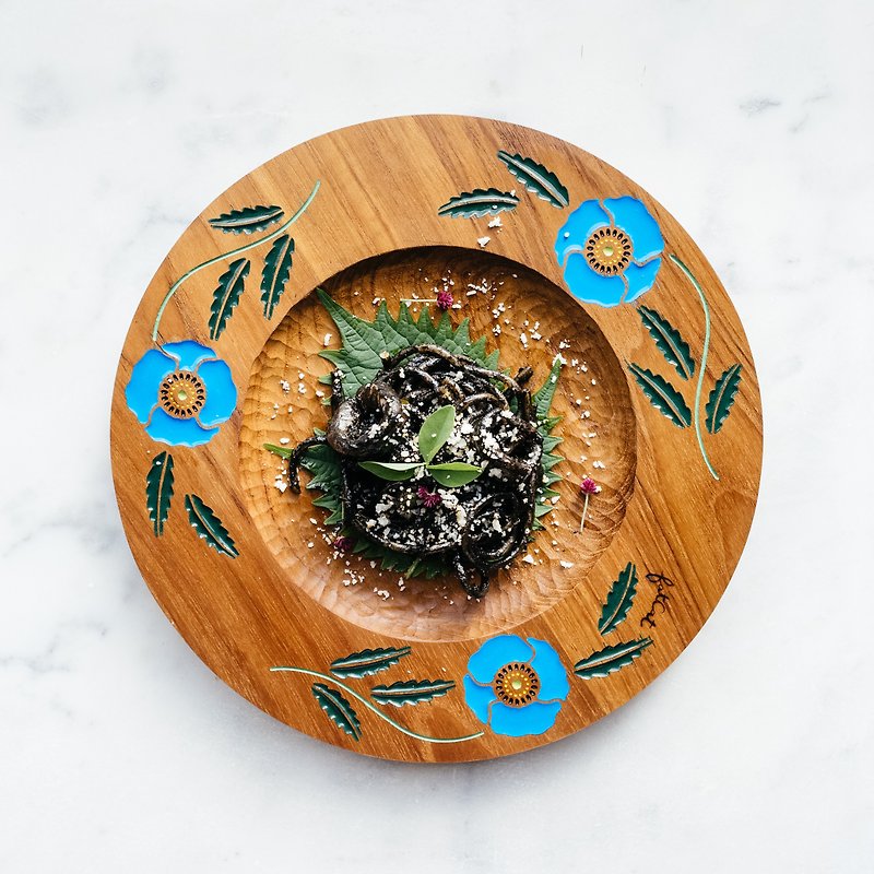 Himalayan Blue Poppy Teak Plate - 碟子/醬料碟 - 木頭 咖啡色