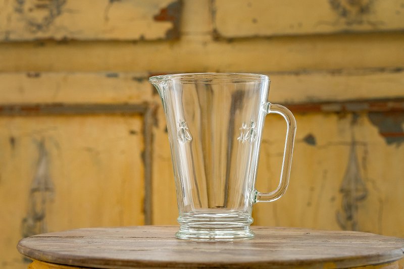 Bee glass jug - อื่นๆ - แก้ว สีใส