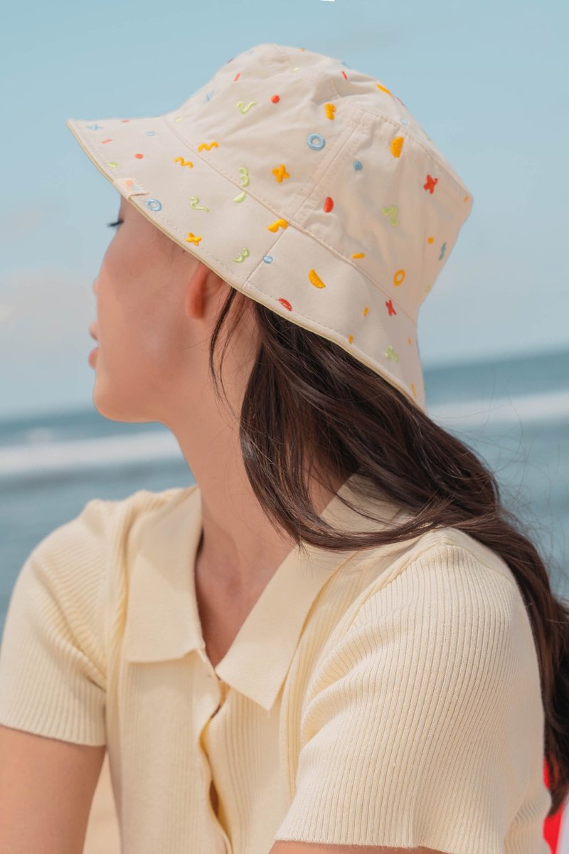 Frolic Embroidery Bucket Hat - 帽子 - 棉．麻 多色