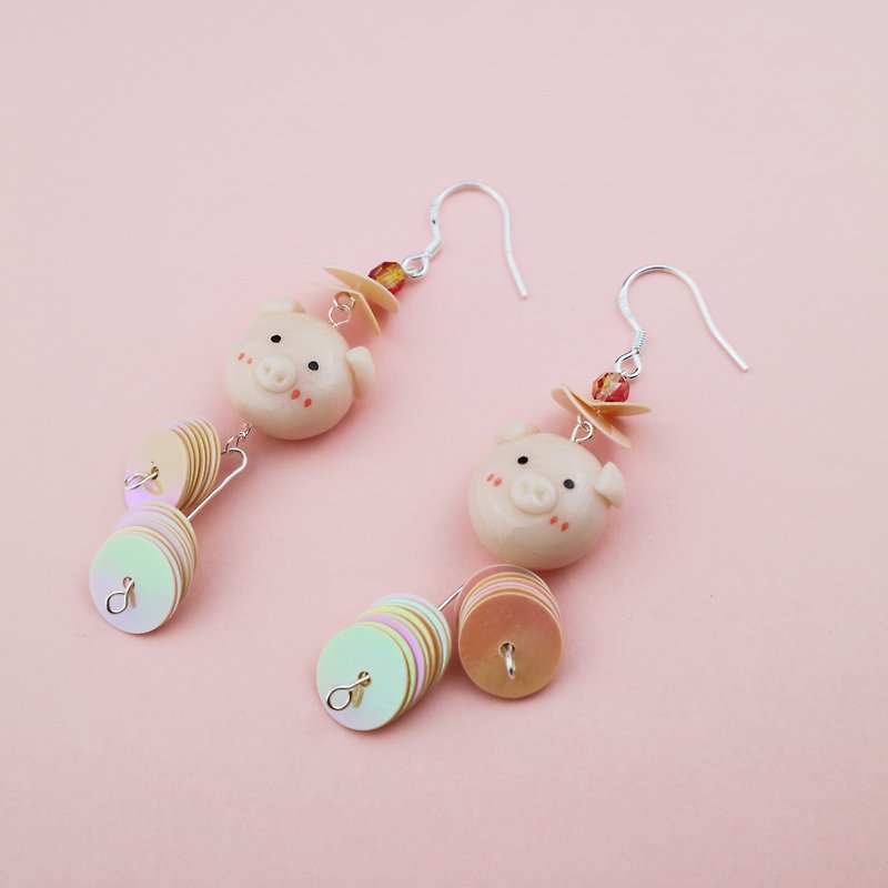 Hand painted jewellery piglets 18K gold plated earrings, one pair of clay earrin - ต่างหู - ดินเหนียว 