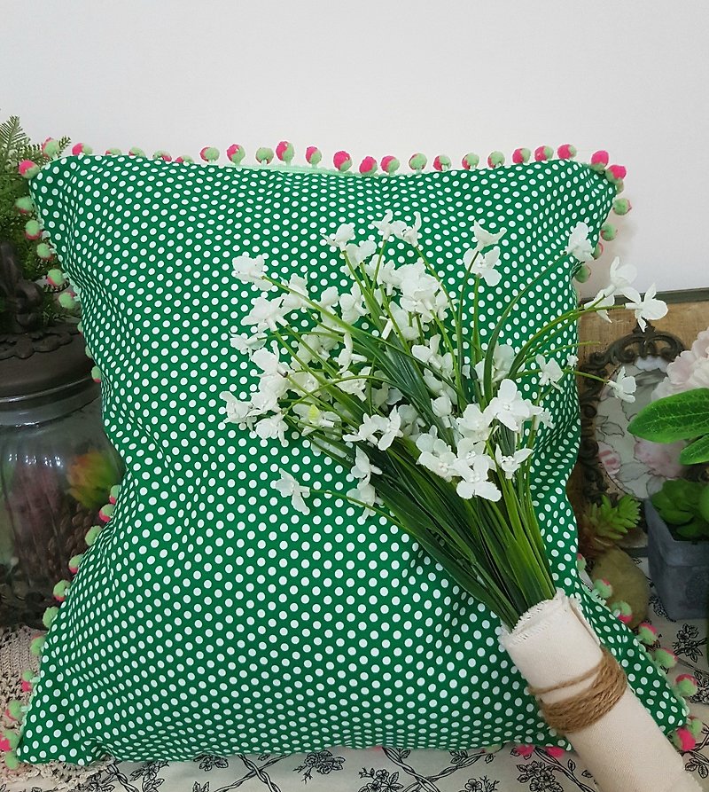 Nordic simple green wavelet dot pattern Peach and green two-color fur ball pillow/pillow - Pillows & Cushions - Cotton & Hemp Green