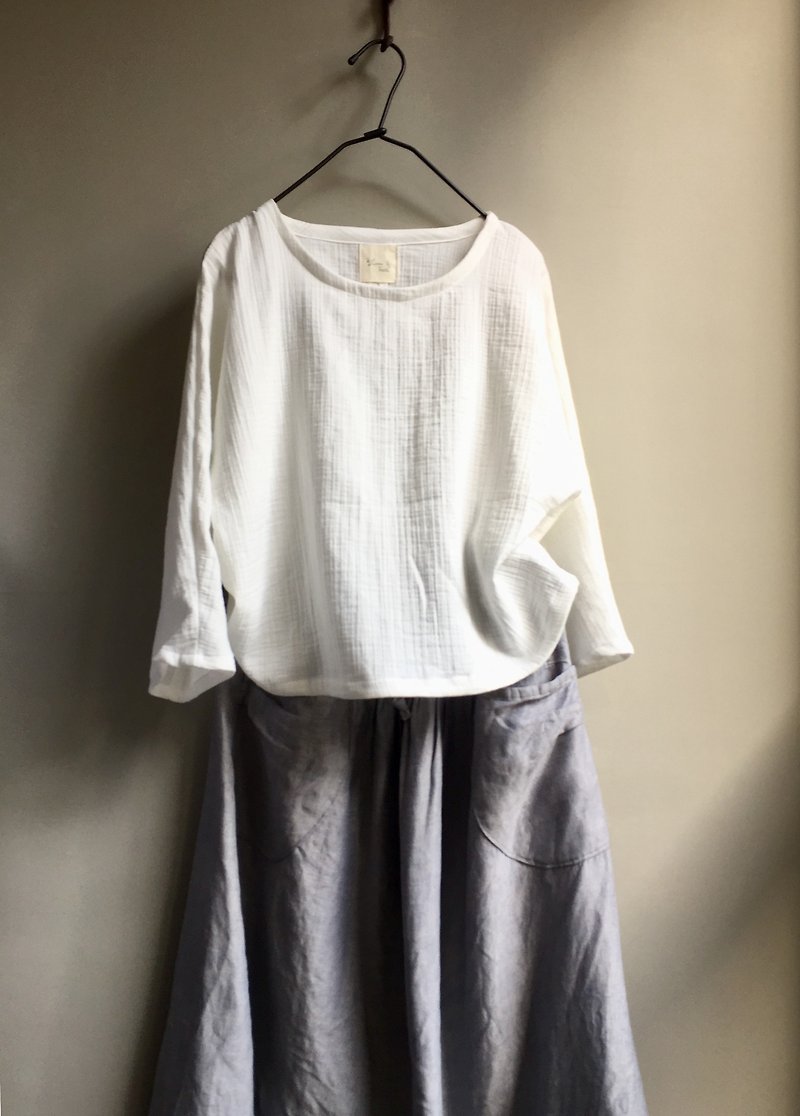 (Pure white new fabric) pure forest/double-layer cotton yarn three-quarter sleeve simple top/100% cotton - เสื้อผู้หญิง - ผ้าฝ้าย/ผ้าลินิน ขาว