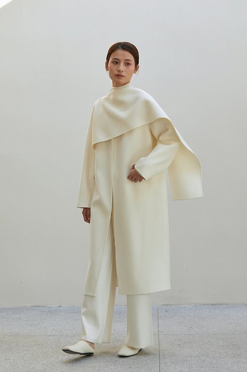 vitatha 番塔塔 白色 3色 100%澳洲羊毛 立體剪裁圍巾式層次領雙面羊毛插肩袖大衣